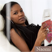 Model Naomi