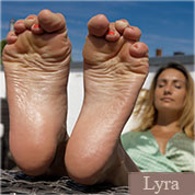 Allyoucanfeet model Lyra profile picture