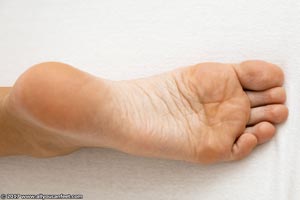 small preview pic number 15 from set 2566 showing Allyoucanfeet model Lauren