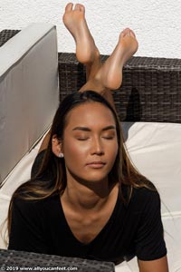 small preview pic number 43 from set 2568 showing Allyoucanfeet model Candice