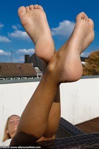 small preview pic number 138 from set 2581 showing Allyoucanfeet model Loca