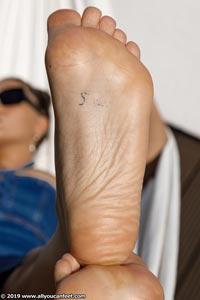 small preview pic number 46 from set 2640 showing Allyoucanfeet model Zuzu