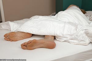 small preview pic number 6 from set 2723 showing Allyoucanfeet model Ariel