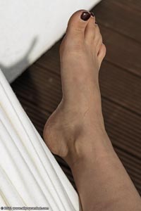 small preview pic number 79 from set 2856 showing Allyoucanfeet model Rosalinda