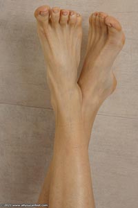 small preview pic number 40 from set 2862 showing Allyoucanfeet model Dini