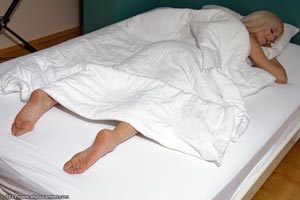 small preview pic number 1 from set 2885 showing Allyoucanfeet model Lenalo