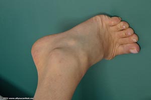 small preview pic number 49 from set 2885 showing Allyoucanfeet model Lenalo