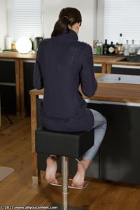 small preview pic number 10 from set 2938 showing Allyoucanfeet model Lauren