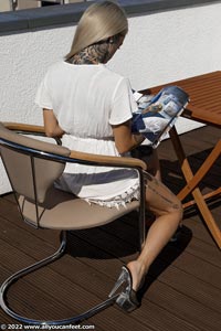 small preview pic number 19 from set 3005 showing Allyoucanfeet model Rosalie