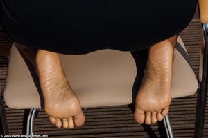 small preview pic number 66 from set 3106 showing Allyoucanfeet model Sakari