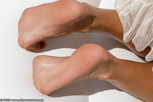 small preview pic number 234 from set 3137 showing Allyoucanfeet model Lyra