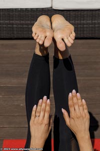 small preview pic number 191 from set 3216 showing Allyoucanfeet model Summer