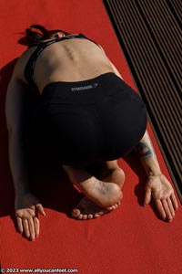 small preview pic number 47 from set 3216 showing Allyoucanfeet model Summer
