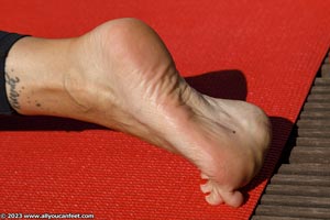 small preview pic number 78 from set 3216 showing Allyoucanfeet model Summer