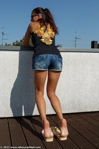 small preview pic number 21 from set 3288 showing Allyoucanfeet model Escada