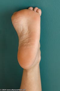 small preview pic number 55 from set 3328 showing Allyoucanfeet model MariaB