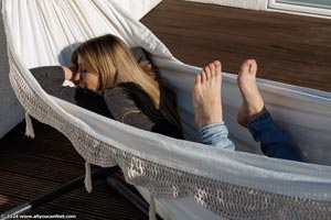 small preview pic number 101 from set 3355 showing Allyoucanfeet model Leetattar