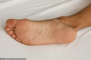 small preview pic number 9 from set 3388 showing Allyoucanfeet model Nora