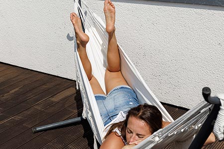 small preview pic number 5 from set 3425 showing Allyoucanfeet model Lola